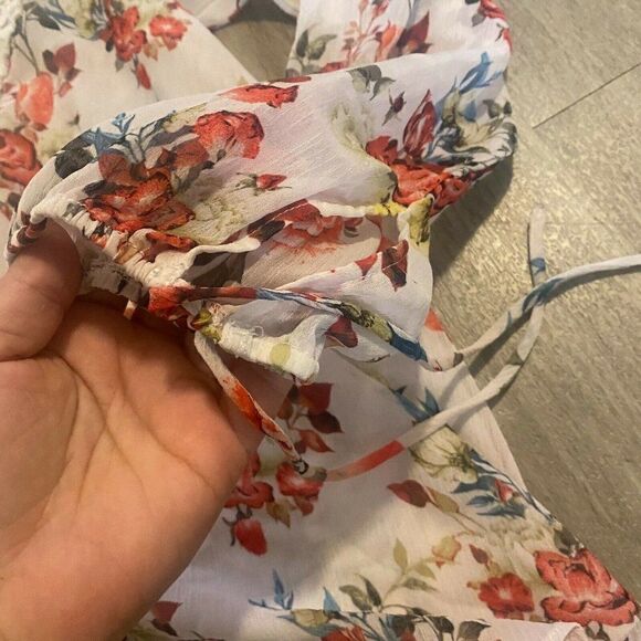 Disney Beauty And The Beast Womens Multicolor Floral Long Sleeve Blouse Top Sz M - Picture 2 of 7